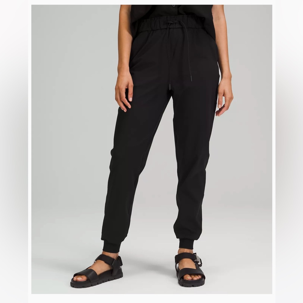 LULULEMON STRETCH HIGH-RISE JOGGER